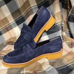 Stuart Weitzman Kingston Loafer in Navy Blue